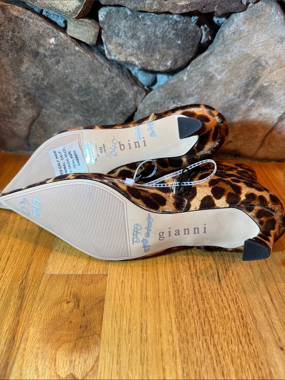 Gianni Bini Women Size 6 Georgina Leopard Print Calf Hair Kitten Heel Booties - Picture 7 of 8